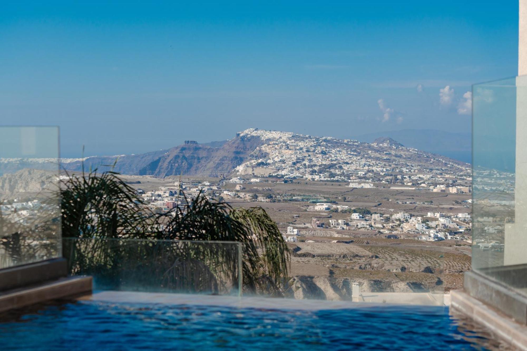 Apikia Santorini Hotel Pýrgos Buitenkant foto