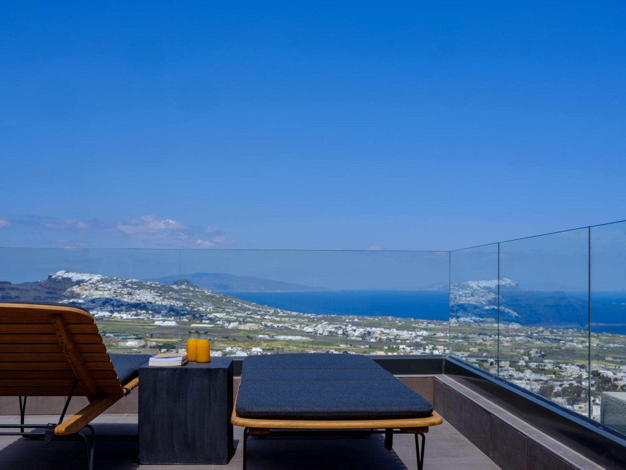 Apikia Santorini Hotel Pýrgos Buitenkant foto